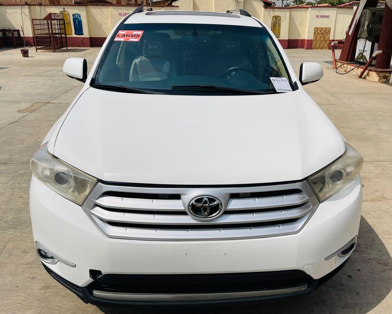 Thumbnail 7 of 2013 Toyota Highlander